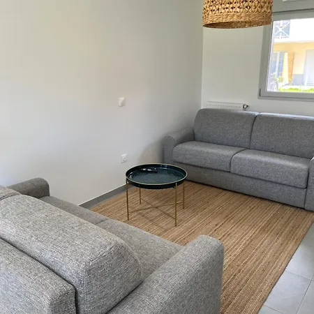 Holiday home Maison De M10 A 5 Minutes A Pieds De La Plage, 80m2 Avec Jardin, Le Crotoy