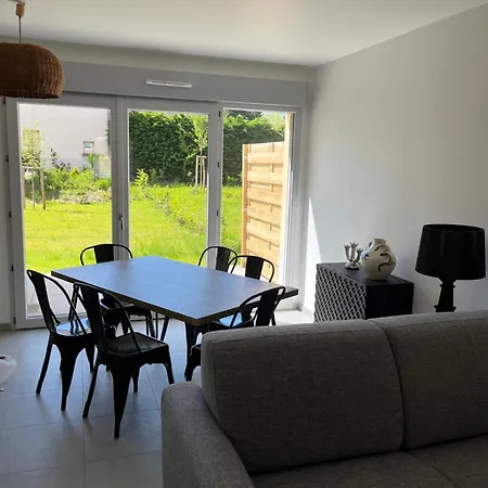 Holiday home Maison De M10 A 5 Minutes A Pieds De La Plage, 80m2 Avec Jardin, Le Crotoy